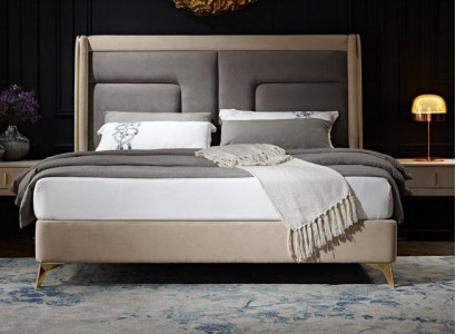 Komplettes Schlafzimmer Set Bett 2x Nachttisch 3 tlg. Sets Designer Betten Luxus